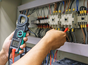 Cách sửa điện an toàn mà bạn cần biết
